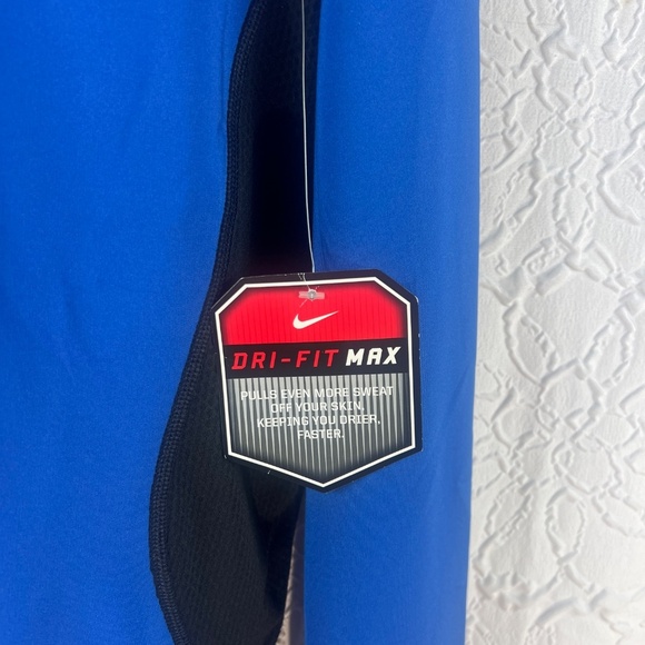 Nike Pro Combat - Picture 2 of 6